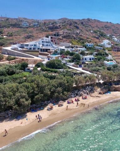 מלון Paradise In Naxos 3*