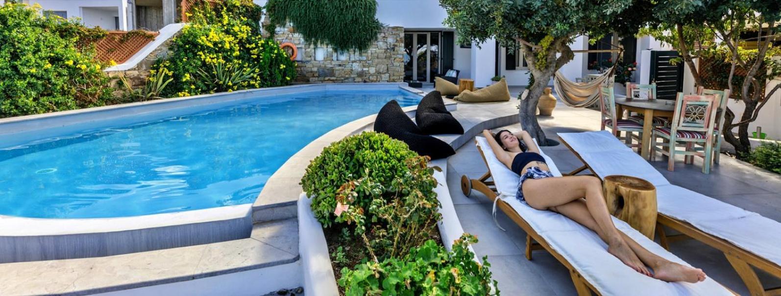 Paradise In Naxos מלון
