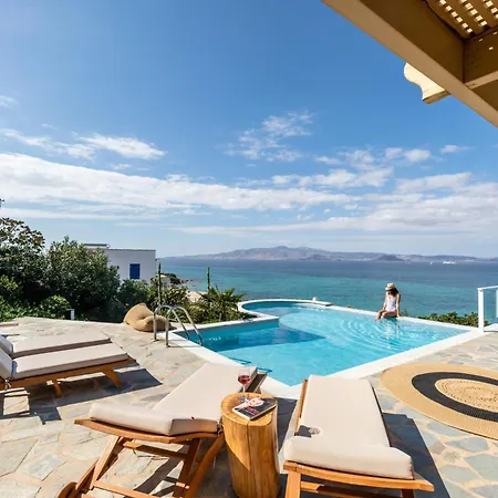Villa Paradise In Naxos Plaka  Room photo