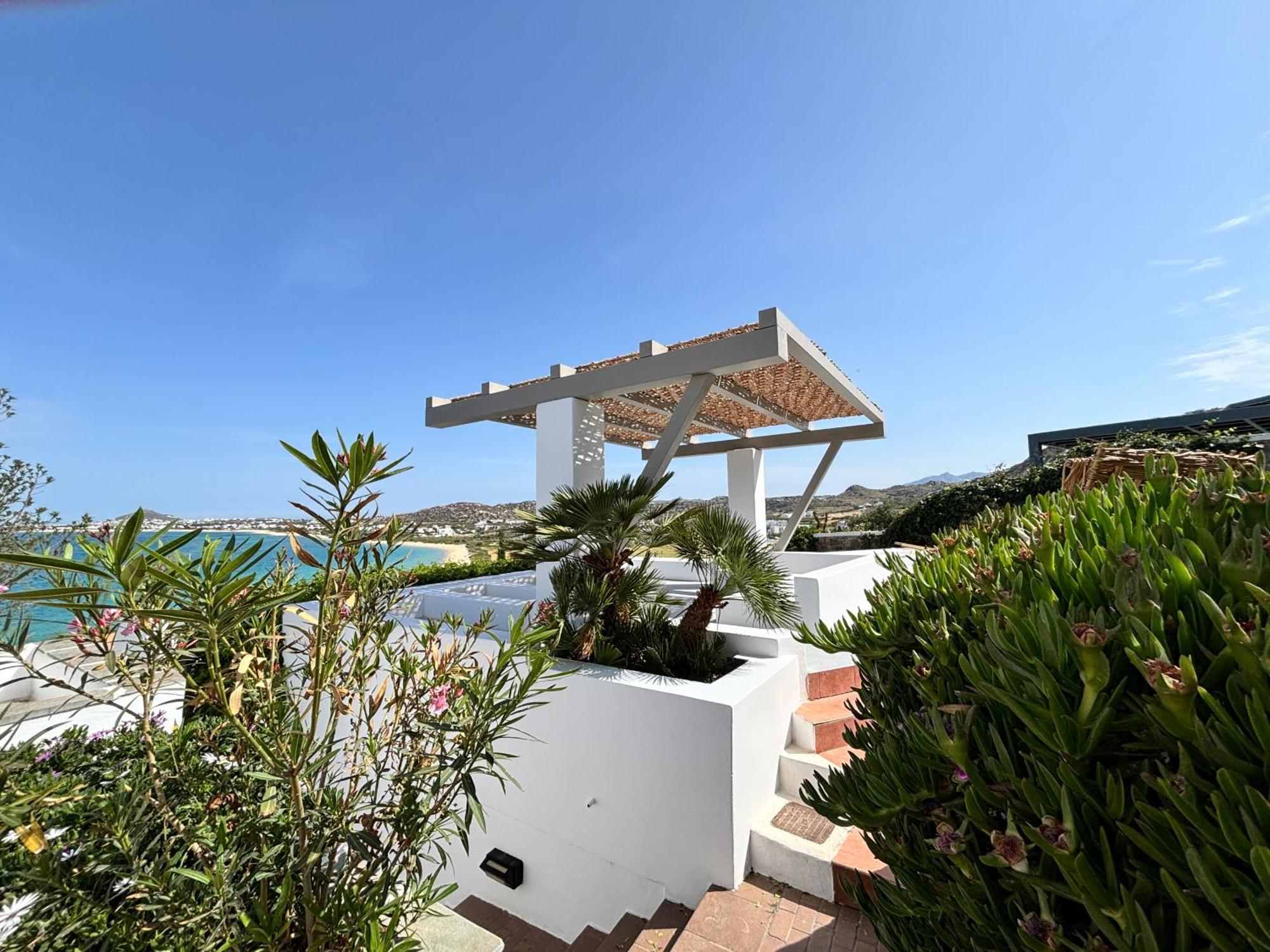 Hotel Paradise In Naxos Pláka